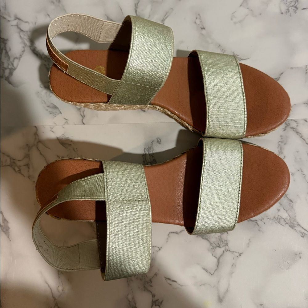 Tommy Bahama Sakura Women's 7.5 Elastic Wedge Sandals Espadrille Metallic Gold - Picture 4 of 11